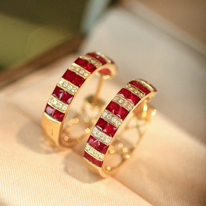 อาซูโอ 18K เครื่องประดับหรูหรา ทองคำแท้ ทับทิมธรรมชาติ เพชรแท้ ต่างหูแบบเกี่ยว ดีไซน์ทันสมัย ของขวัญสำหรับสุภาพสตรี ของขวัญแทนความรักจริง - Product Image 2