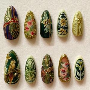 Fournitures pour Ongles Produits de Beauté Ongles Presse sur Cour pour Ongles Ongles Verts Ligne d'Or Gem Portable Artificielle Acrylique Conseils Charms - Product Image 1