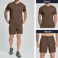 Ensemble 2 pièces de survêtement respirant et extensible pour homme avec logo personnalisé, t-shirt à manches courtes et short de sport à séchage rapide pour la gym, la course et l'entraînement