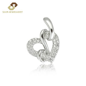 <span class=keywords><strong>Destiny</strong></span> Jewelry Luxury 925 Silver Collar con colgante de <span class=keywords><strong>Halo</strong></span> para mujer Ice Crushed Baguette Cut Cubic Zircon Mujeres De Bijoux - Product Image 6