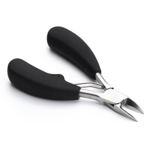 Cortador de Unhas Profissional FOCSTAR, Alicate de Cutícula com 5 Opções de Cores, Lâmina Curvada em Aço Inoxidável, Abertura Larga e Durável - Product Image 2