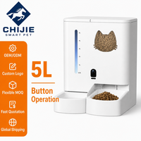 Distributeur automatique de nourriture et d'eau pour animaux de compagnie 2-en-1, alimenté par batterie, moderne, 5L, avec écran LCD, bouton de commande, blanc, pour chiens et chats