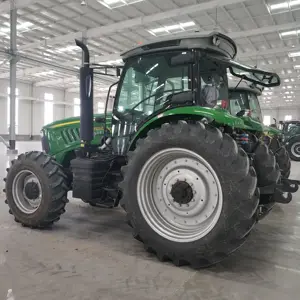 210hp 4WD gran agrícola 16 + 8 engranajes tractor agrícola con cabina de aire acondicionado