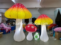 Accessoires lumineux gonflables en forme de champignon pour la publicité intérieure et extérieure