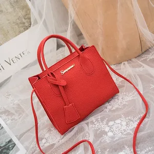 Bolso Pequeño de Mujer con Patrón de Lichi, Elegante y Moderno, de Hombro, con Cierre de Cremallera, Nueva Tendencia de Moda, Poliéster - Product Image 6