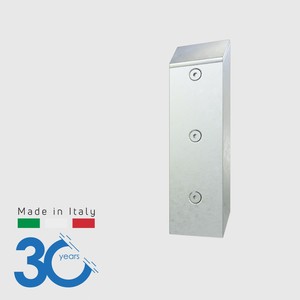 Pare-chocs métallique moyen VTMU.Z, coque en acier galvanisé à chaud, tampons en caoutchouc SBR, L120xH450xP100mm. - Product Image 1