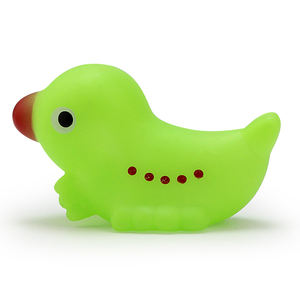 जिक्सिन बेबी कार्टून रबर कीट कैटरपिलर तैराकी और चिल्लाना स्नान खिलौना - Product Image 5