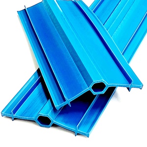 ราคาต่ำประเภท C150/200/250/300ก่อสร้างร่วมพลาสติกพีวีซีวอเตอร์บาร์ที่มีศูนย์หลอดไฟ