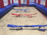 Terrain de Foosball Humain Gonflable Personnalisé en PVC – Jeu de Football de Table Gonflable pour Événements de Team Building