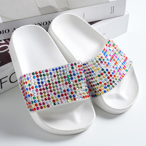 Las Pantuflas para Niños Son Versátiles y se Pueden Usar Tanto Dentro como Fuera de Casa. Sandalias con Tira Recta y Suela Suave - Product Image 4
