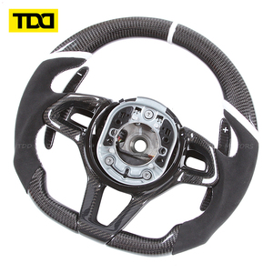 Volante de Fibra de Carbono TDD Compatible con McLaren 570S 2017-2021 - Product Image 1