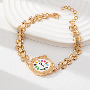 <span class=keywords><strong>DW</strong></span>-34 สร้อยข้อมือแฟชั่นปรับได้ รูปทรงนาฬิกา ทำจากโลหะผสมสีทอง - Product Image 3