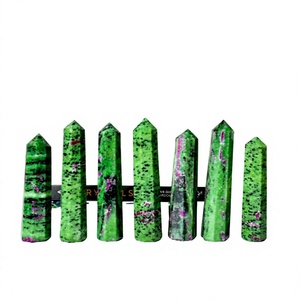En gros, Pierre précieuse naturelle de guérison : Pointe de quartz, Pierre de zoïsite rubis, Tour de cristal irrégulière polie, Baguette faite à la main pour la maison - Product Image 1