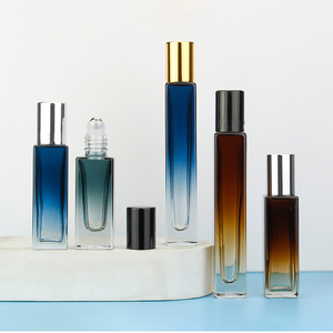 Flacone Roll-on Vuoto in Vetro Quadrato da 3ml 5ml 8ml 10ml per Oli Essenziali con Sfera in Acciaio/Vetro - Product Image 6