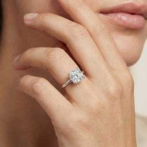 Bague de Fiançailles Classique de Luxe avec Coussin Solitaire en Moissanite et Diamant, Plaqué Argent Sterling 925, pour Mariage, Fête, Anniversaire - Product Image 6