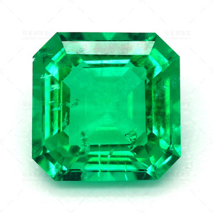Synthetic Emerald Loose Stone 8x8mm Princess Square Green For Jewelry Making - Product Image 1