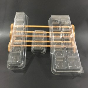 Factory wholesale cheap price plastic dividers insert chocolate box transparent plastic tray lid base sweet chocolate box