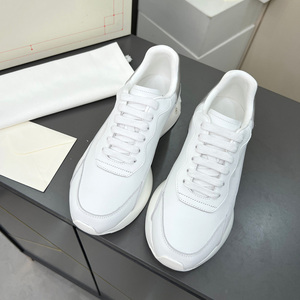 Sneakers basses de style designer pour hommes et femmes, en cuir premium, à lacets, chaussures décontractées pour tous les jours - Product Image 4