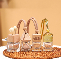 Bouteille vide de haute qualité de 8ml 10ml 11ml 12ml bouteille de parfum de voiture diffuse suspendue avec couvercle en bois