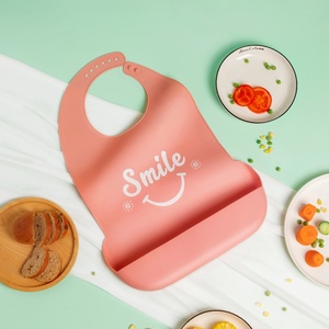 100% bavoirs ajustables de qualité alimentaire 3D grand <span class=keywords><strong>bavoir</strong></span> confortable en <span class=keywords><strong>silicone</strong></span> souple pour bébé <span class=keywords><strong>adulte</strong></span> - Product Image 5