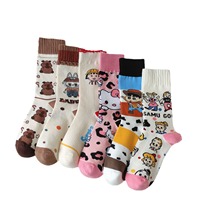 Chaussettes pour femmes créatives d'automne et d'hiver, chaussettes mi-mollet mignonnes d'anime, chaussettes en coton peigné pour couples en gros