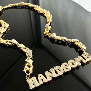 Collana Personalizzata con Nome in Diamanti, Lettere a Bolla in Acciaio Inossidabile Placcato Oro 18k con Catena Orsetto per Feste - Product Image 2