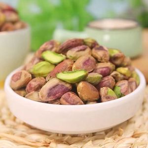 Pistachos Crudos Orgánicos Happy Nut, Snack y Alimento Seco Cultivado con Métodos Orgánicos y Procesamiento en Seco - Product Image 3