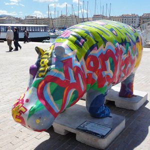 Statue d'hippopotame en fibre de verre grandeur nature <span class=keywords><strong>Sculpture</strong></span> d'hippopotame en résine Décoration animale FRP personnalisée pour jardin extérieur - Product Image 2