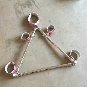 MOG горячая Распродажа из нержавеющей стали треугольные связывающие самолеты БДСМ бондаж фиксаторы с кожаными наручниками секс БДСМ фетиш эротический раб - Product Image 3