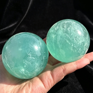 Vente directe usine : Sphère de cristal de fluorite vert menthe naturelle, boule de cristal de guérison, ornement décoratif pour la maison - Product Image 5