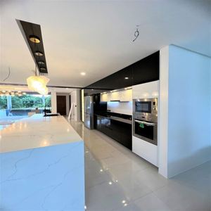 Muebles de Cocina de Diseño Moderno y Accesorios, Conjunto de Muebles Modernos de Lujo 2024 - Product Image 4