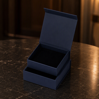 Boîte cadeau en velours sur mesure pour bijoux