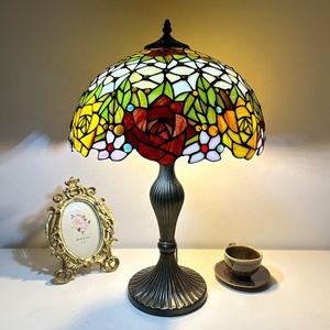Lámpara de Mesa Longhuijing de 16 Pulgadas, LED AC E26/E27, Estilo Vitral con Rosas Mediterráneas, Tradicional, Ecológica, en Forma de Cúpula, Simple y Flexible - Product Image 3