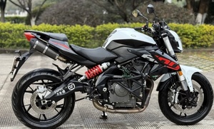 Benelli BN600ABS - Moto sportive de type Streetfighter, 600 cm3, <span class=keywords><strong>4</strong></span> cylindres, refroidie par eau, fabriquée en Chine - Product Image 2