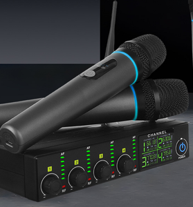Nuovo Microfono Wireless con Connettore Type-C - Quattro Canali per KTV, Palcoscenico, Riunioni, <span class=keywords><strong>Karaoke</strong></span> Domestico - Microfono Dinamico Portatile con Cancellazione del Rumore - Product Image 2