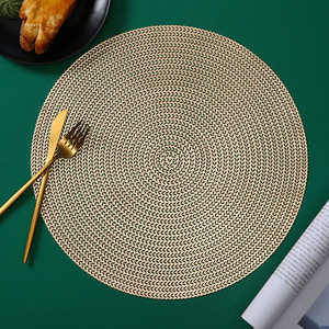 Set <span class=keywords><strong>de</strong></span> <span class=keywords><strong>table</strong></span> en cuir PVC doré et argenté ajouré <span class=keywords><strong>de</strong></span> style designer pour <span class=keywords><strong>table</strong></span> à manger, <span class=keywords><strong>table</strong></span> <span class=keywords><strong>de</strong></span> bureau et vaisselle - Product Image 2