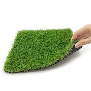 Césped artificial versátil para paisajismo y campos atléticos - Product Image 2