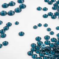 Perles de strass à coudre en résine époxy Indicolite Aquamarine 6mm, à dos plat, trou central, forme diamant, modèle YAXI 379-6, apprêts pour bijoux