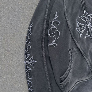 Высококачественный мужской комплект: джинсовые термобрюки и худи на молнии в готическом винтажном стиле, с эффектом потертости - Product Image 2