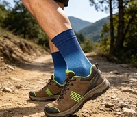 Chaussettes de compression pour hommes et femmes en Spandex, design athlétique avec logo, semelle coussinée pour la course à pied, idéales pour le printemps