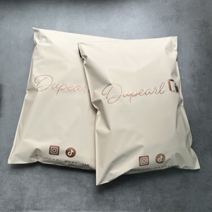 Wholesale Matte Peach Poly Mailers Custom Logo Rose Gold Print Mailing Bags Self‑Seal Poly Shipping Envelopes For Small Business - Product Image 3