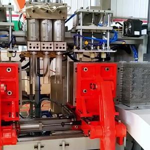 เครื่องผลิตลูกบอลพลาสติกกลวง HDPE PP แบบอัตโนมัติเต็มรูปแบบ ขายดี สำหรับการผลิตของเล่นลูกบอลในทะเล - Product Image 2