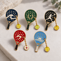 Épingles en émail personnalisées pour raquettes de padel, breloques en forme de balle de tennis avec chaîne, épingles de revers en émail dur, souvenirs de compétition sportive, badges métalliques