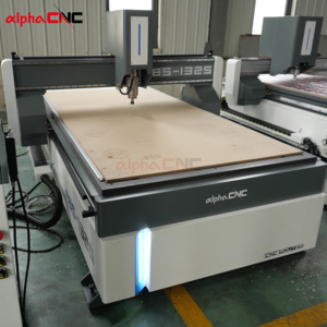 Thiết kế mới điêu khắc 1325 <span class=keywords><strong>CNC</strong></span> 3 trục <span class=keywords><strong>CNC</strong></span> gỗ Router 1325 chế biến gỗ Nhà sản xuất máy - Product Image 5