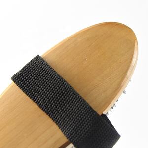 Équipement d'équitation en <span class=keywords><strong>bois</strong></span>, <span class=keywords><strong>brosse</strong></span> de nettoyage pour animaux de compagnie avec manche tissé <span class=keywords><strong>brosse</strong></span> à chaussures <span class=keywords><strong>brosse</strong></span> à plumeau pour chevaux - Product Image 2