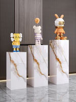 Sculpture de colonne décorative en dalle de marbre pour exposition, hôtel, club