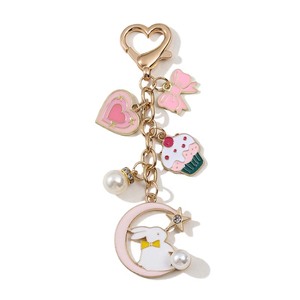 Llavero de Esmalte con Forma de Pastelito de Perla de Dibujos Animados, Lazo Rosa, Corazón, Conejito Encantador, Amuletos <span class=keywords><strong>para</strong></span> Mochila, Anillo <span class=keywords><strong>para</strong></span> Llaves <span class=keywords><strong>para</strong></span> Mujeres y Niñas, Regalo Hecho a Mano - Product Image 4