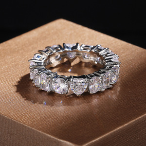 Anello con Gemma a Forma di Cuore Rettangolare per Donne, Gioiello da Dito Audace e alla Moda - Product Image 6