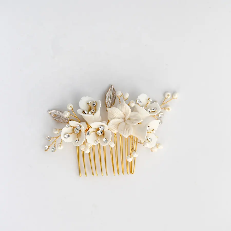 White clay flowers pearl rhinestone elegant wedding bridal hair comb