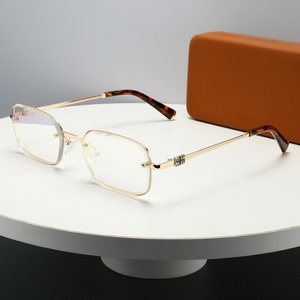 Gafas de Sol Rectangulares con Marco Pequeño Estilo Punk Metal, <span class=keywords><strong>Lentes</strong></span> UV400, Cómodas, Personalizadas, Moda Transfronteriza - Product Image 6